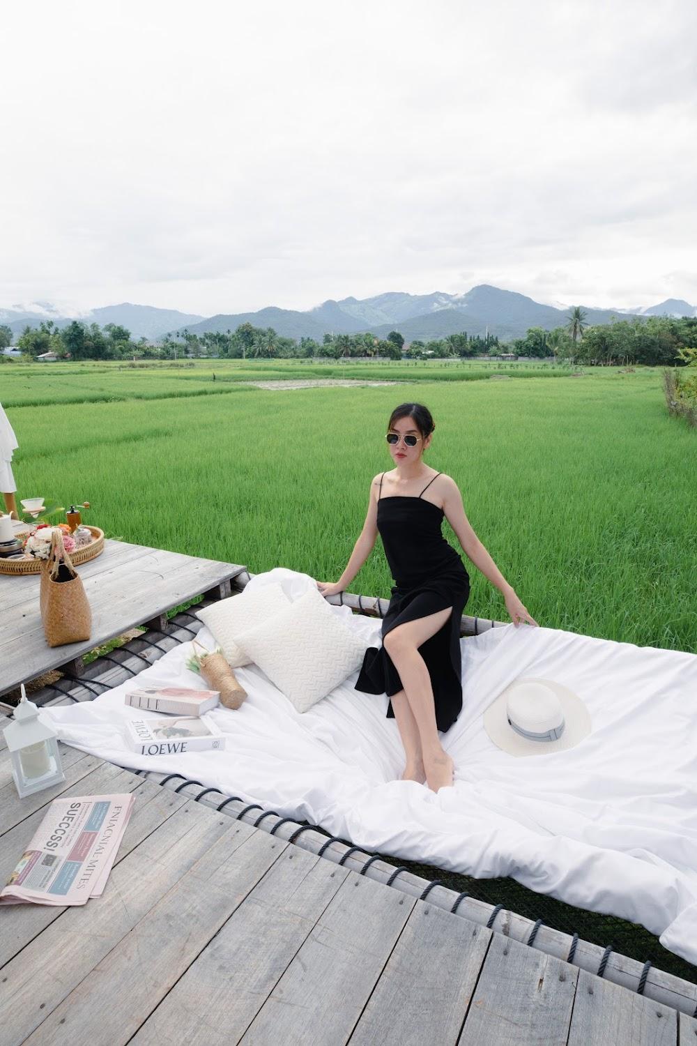 Cover Image for ลองนอนนา Long Non Na