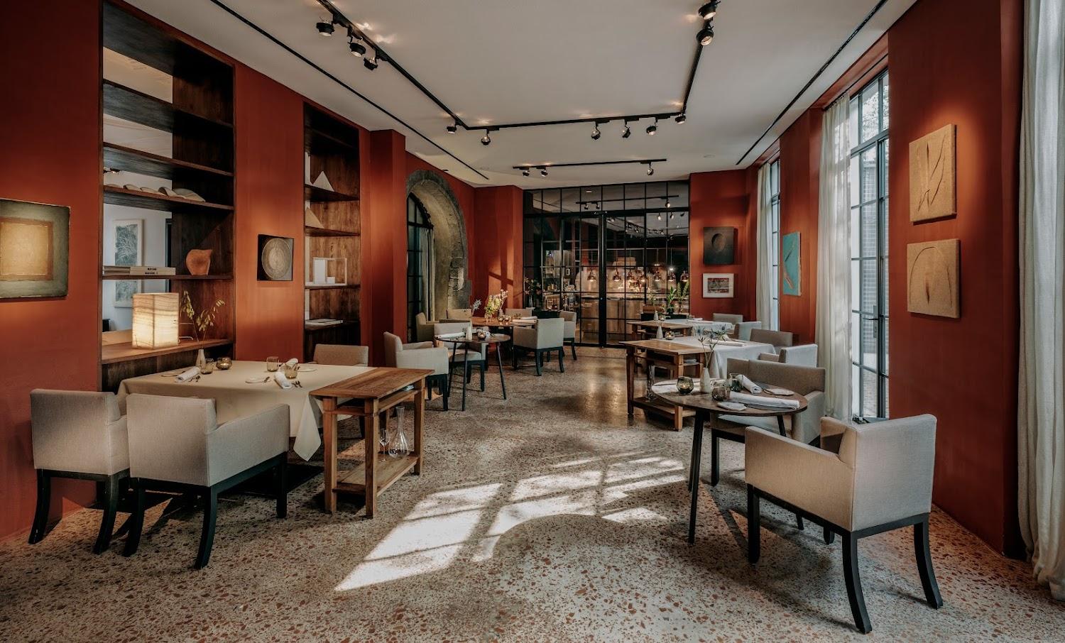 Cover Image for PURS Luxury Boutique Hotel & Restaurant