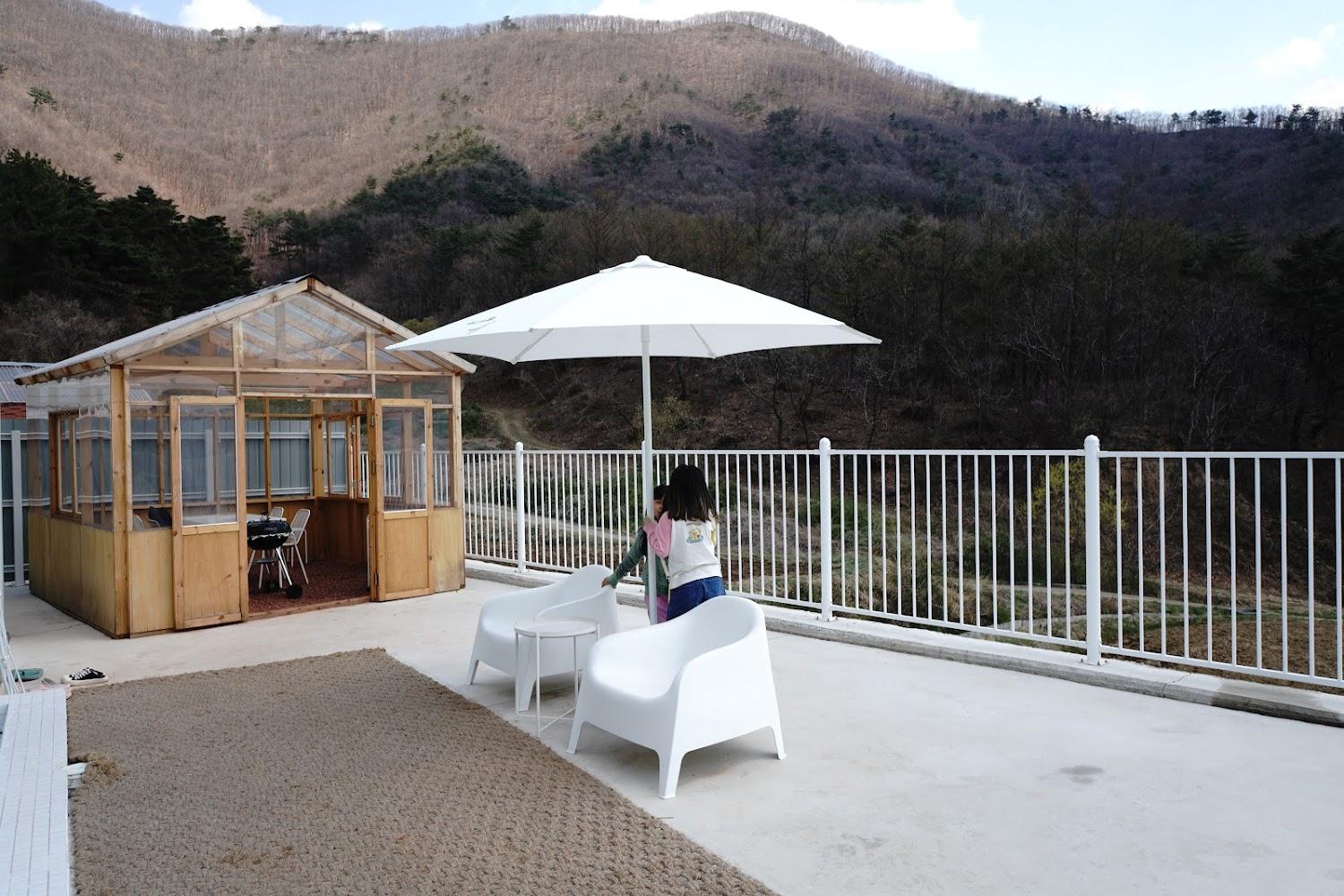 Cover Image for 래태리 펜션