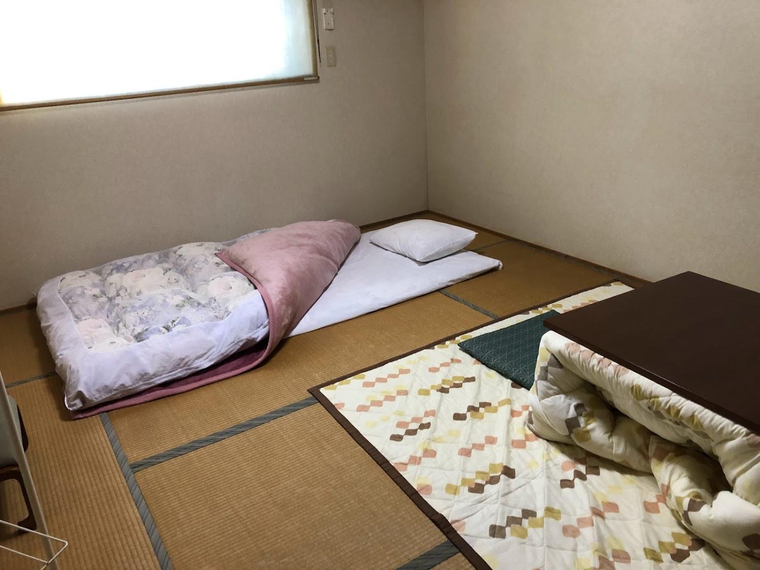 Cover Image for Mikuniya Inn