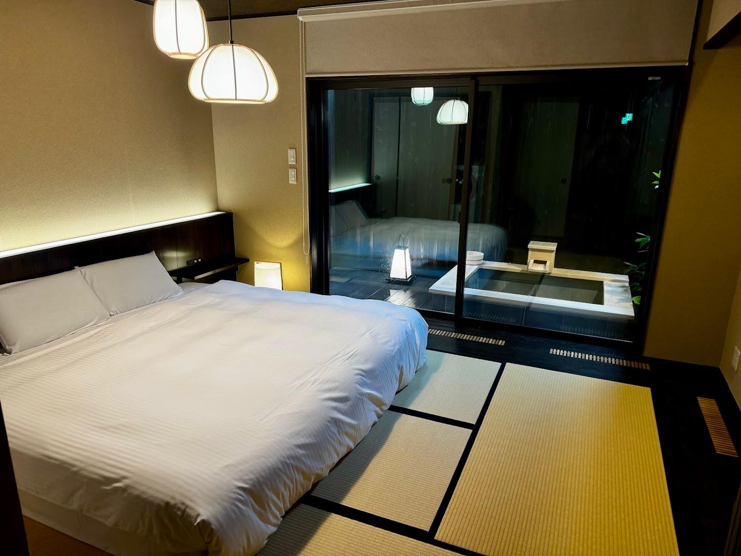 Cover Image for ROJIYU KYOTO ‐路地湯 京都‐