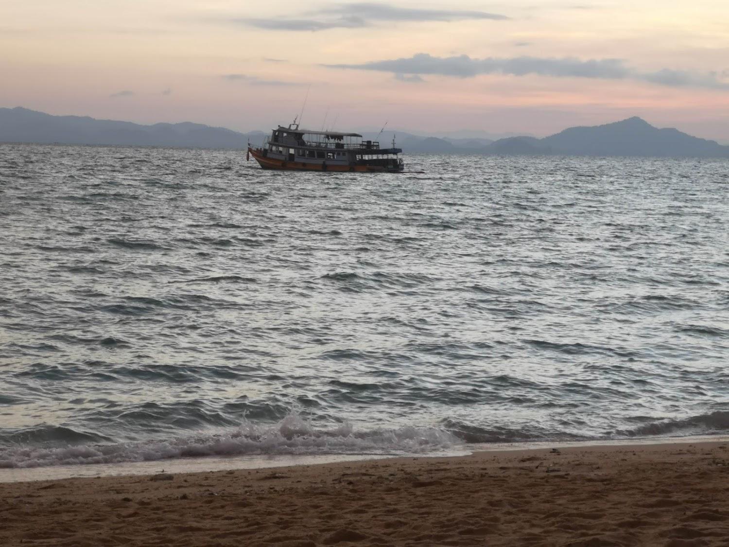 Cover Image for Koh Ngai Camping Restaurant