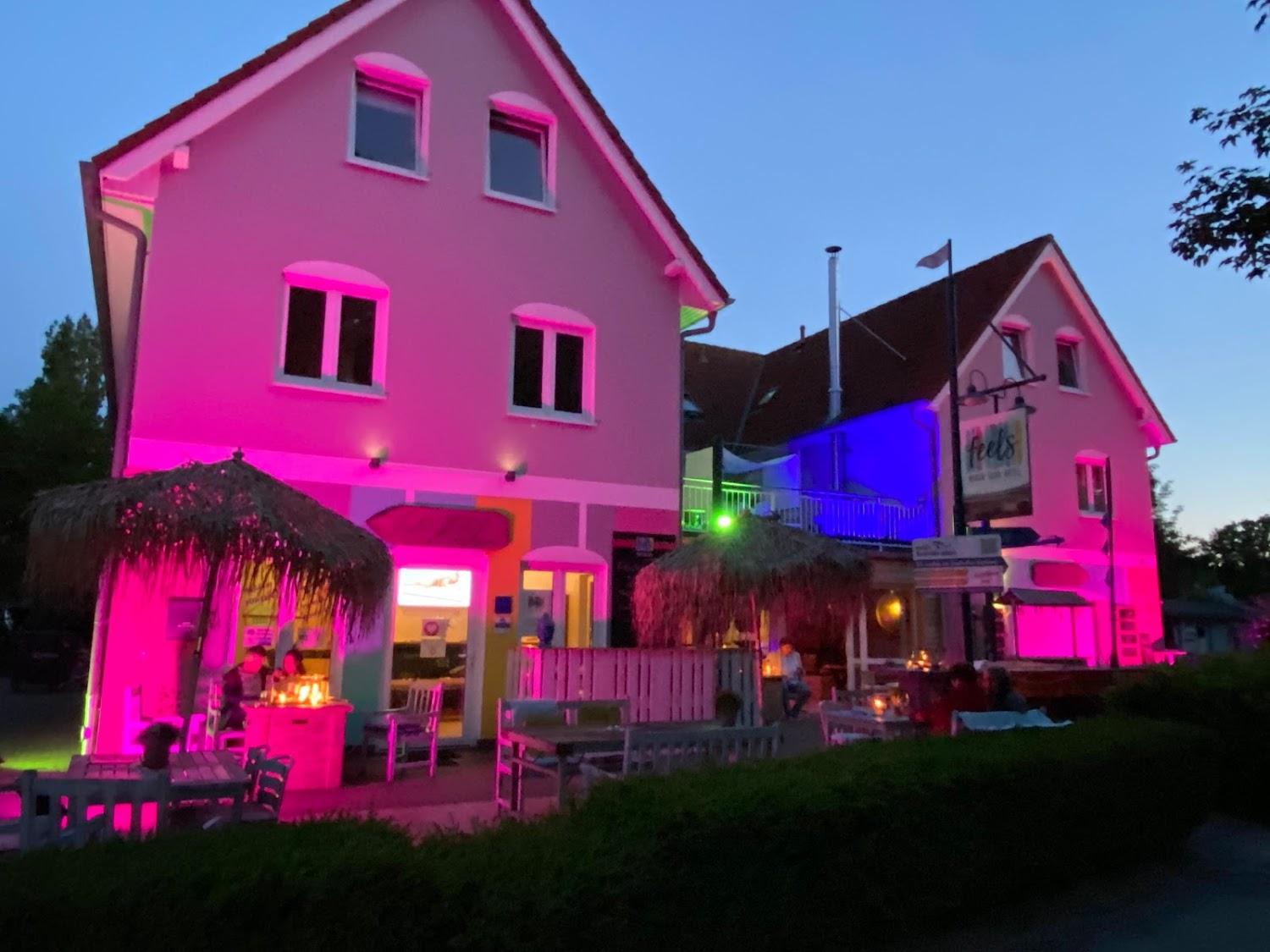 Cover Image for feels Beach Club Hotel