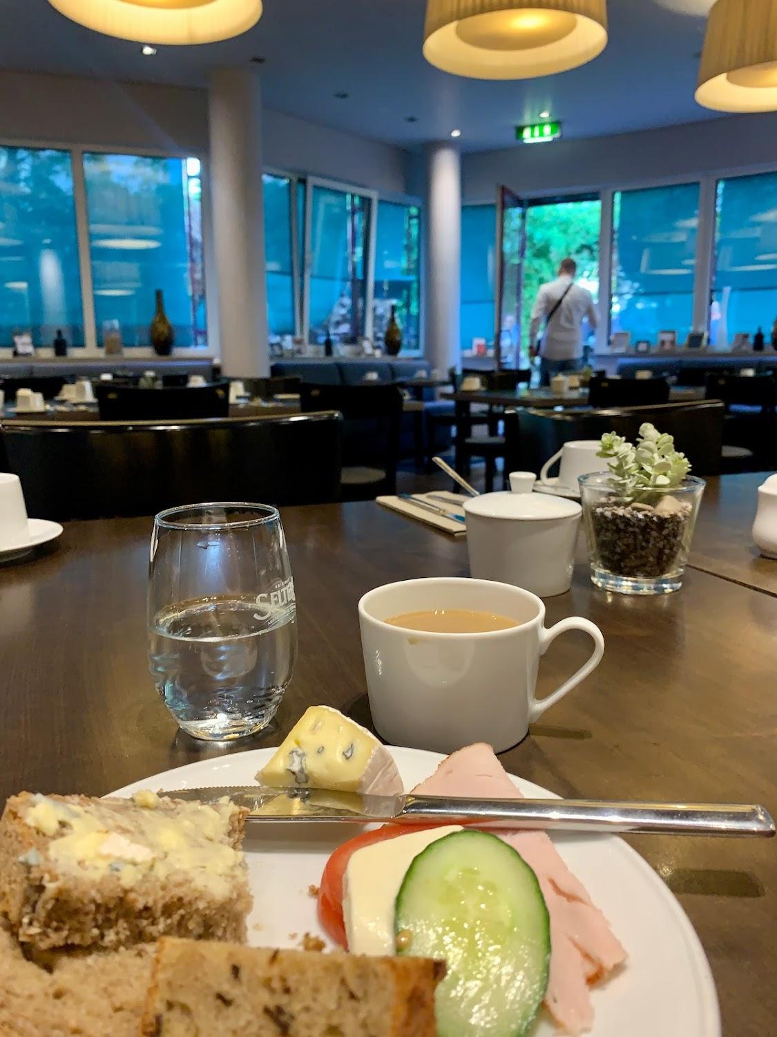 Cover Image for Bristol Hotel Frankfurt