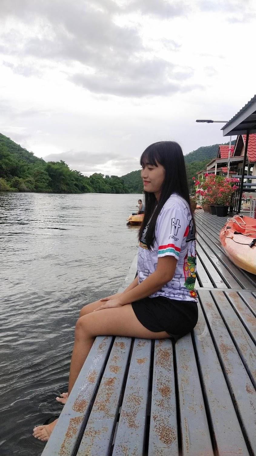 Cover Image for แพริมน้ำตายาย กาญจนบุรี