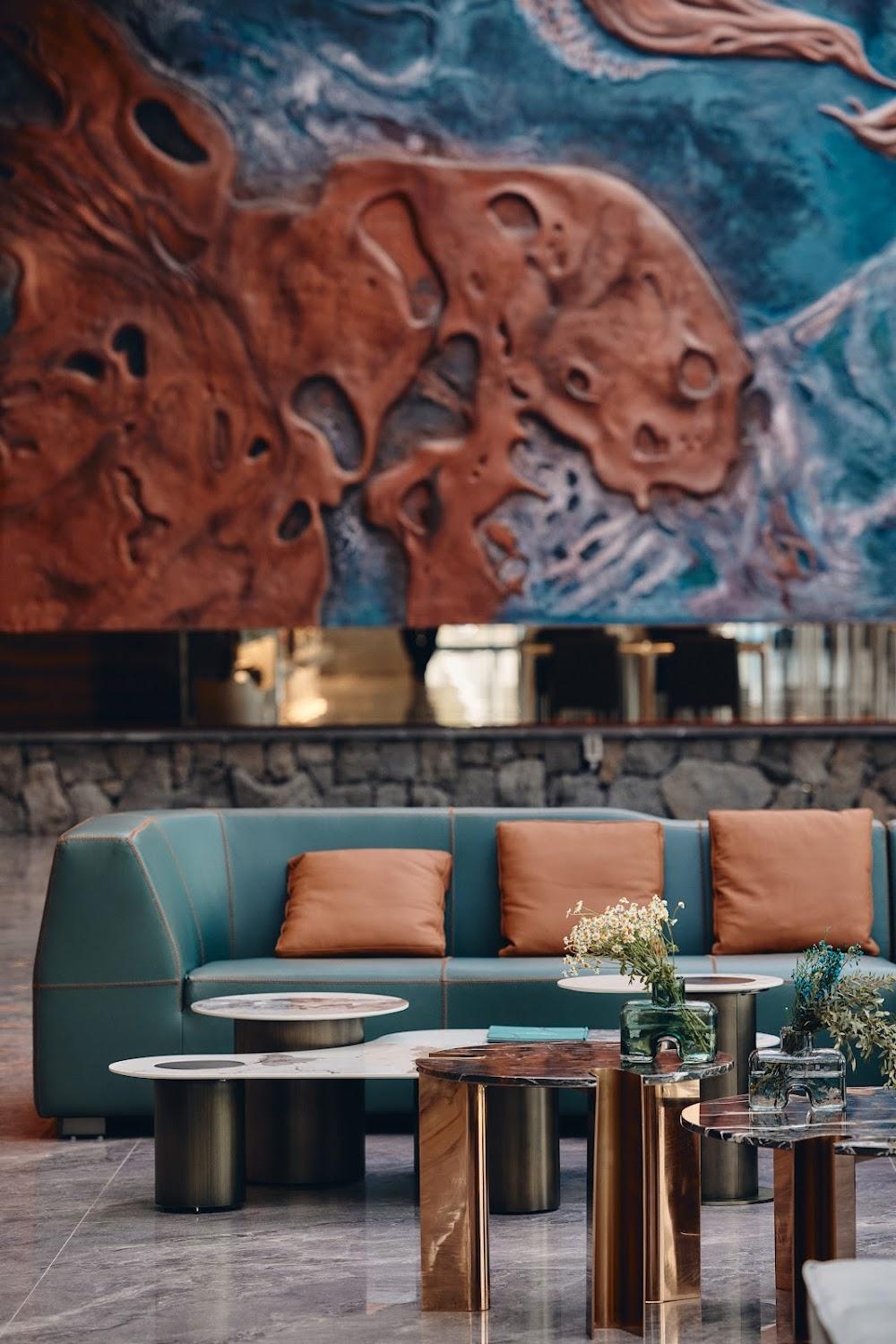 Cover Image for Amber Resort