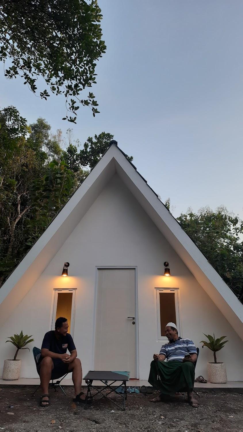 Cover Image for Homestay Segitiga
