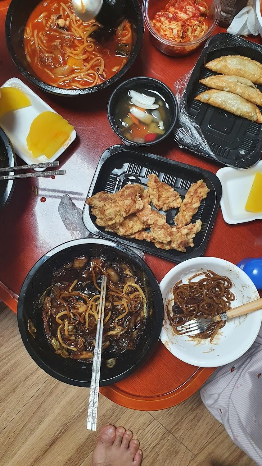 Cover Image for 라라펜션[대천,보령]