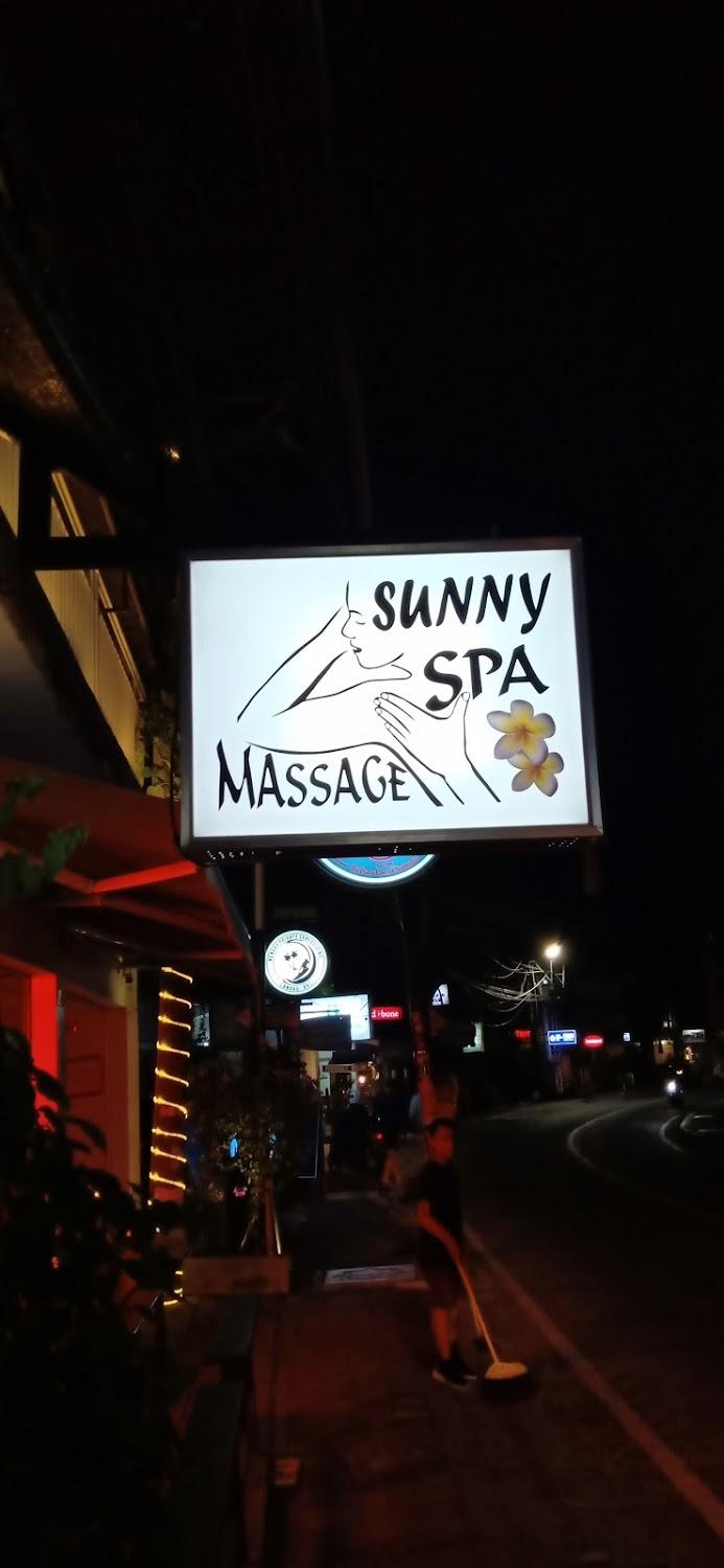 Cover Image for Sunny Surf & Stay - Sunny Wayan Suniarta