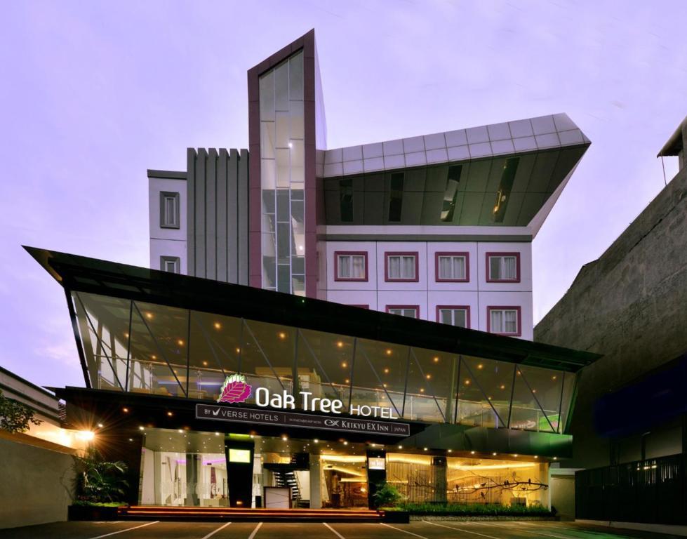 Cover Image for Oak Tree Hotel Jakarta