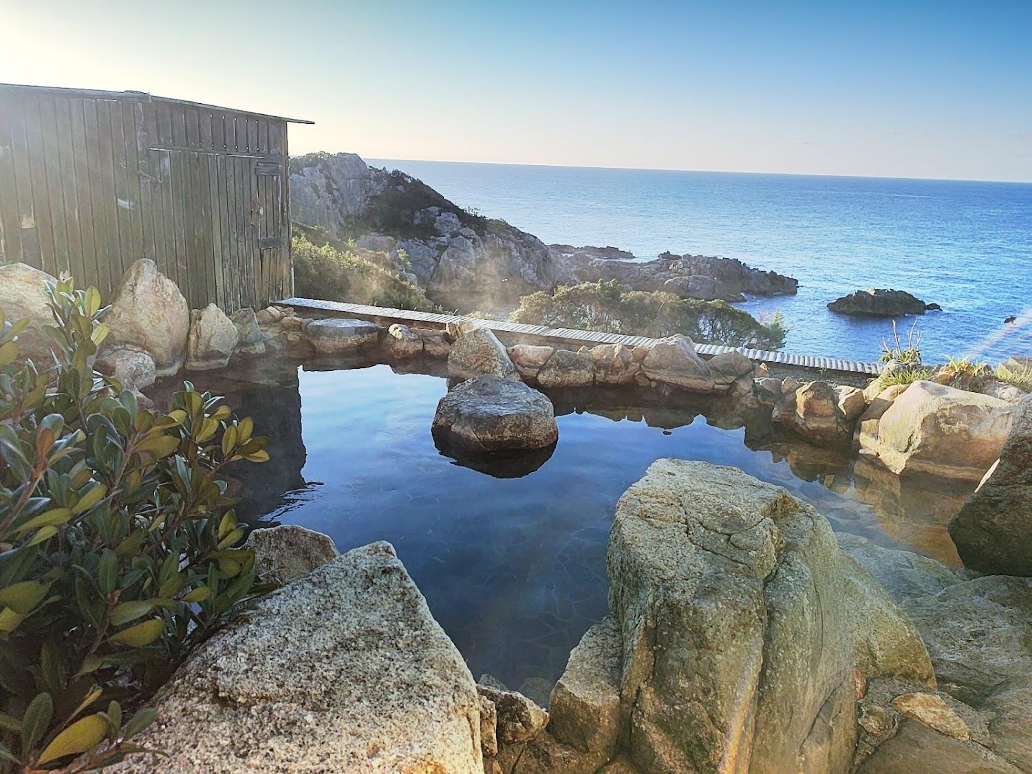 Cover Image for Ashizuri Pacific Hotel Hanatsubaki