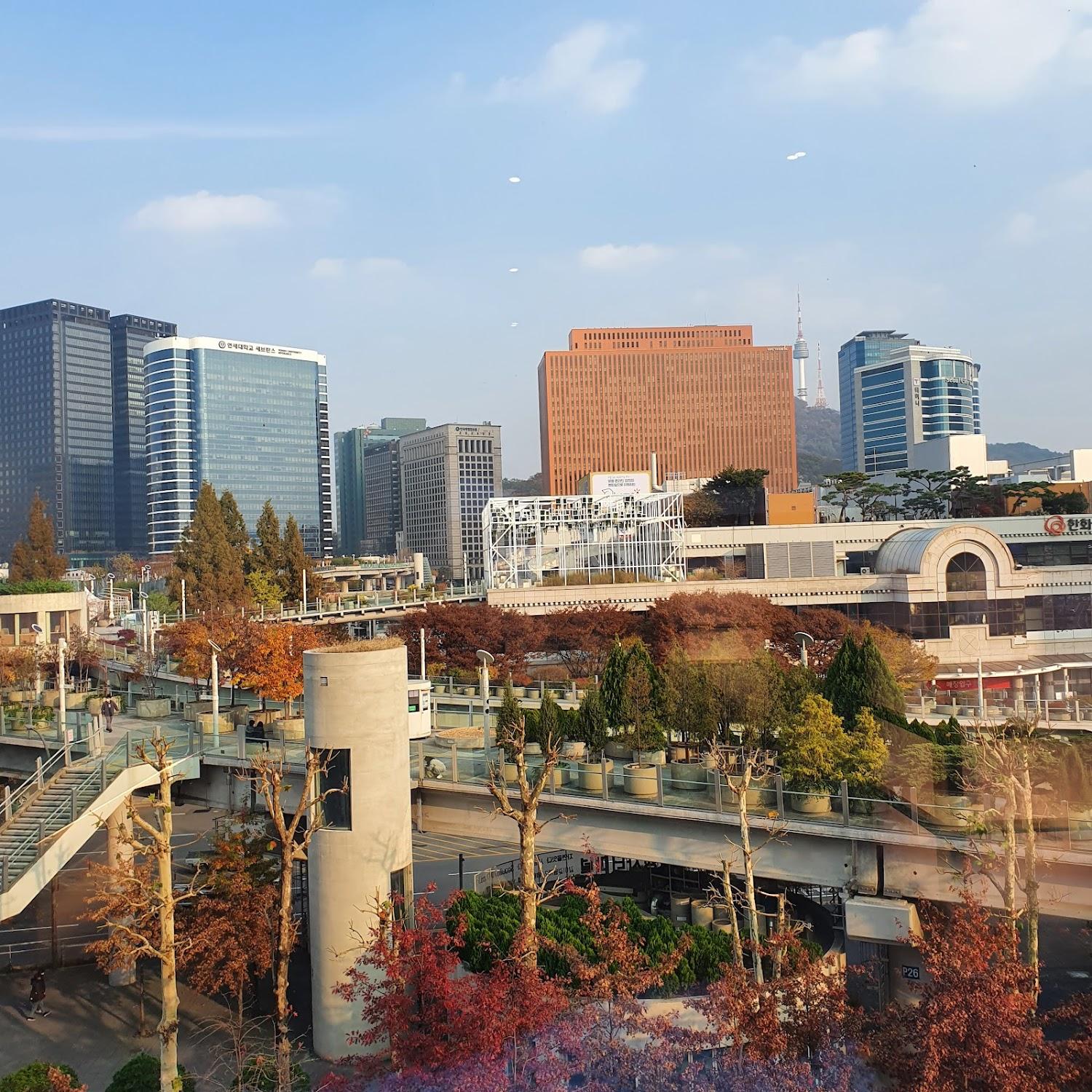 Cover Image for UH Suite The Seoul