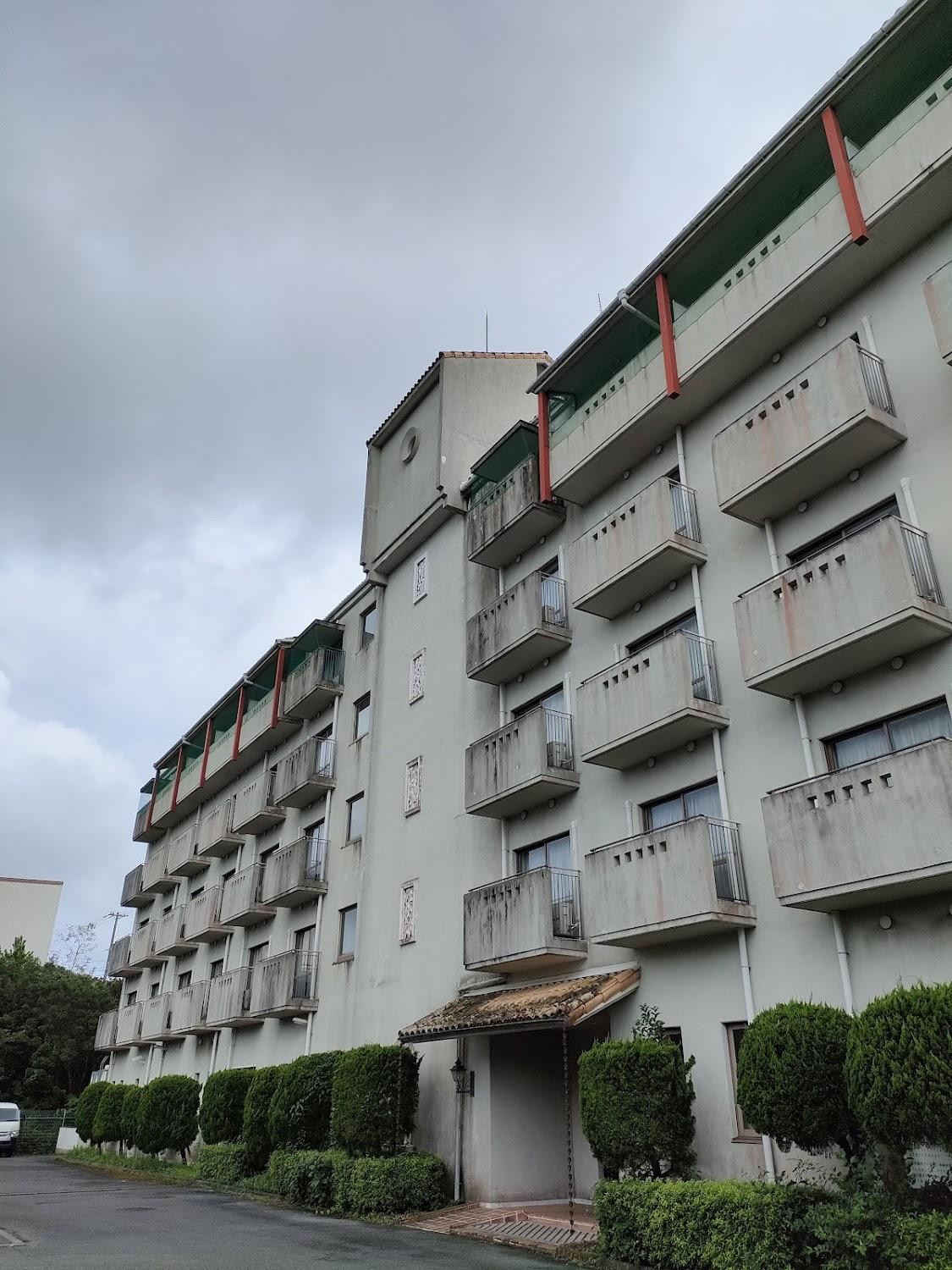 Cover Image for Season Inn Amigos