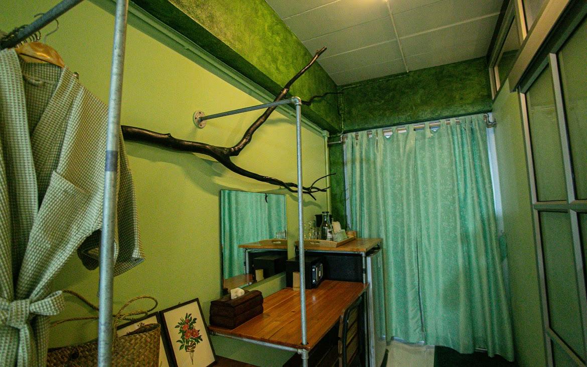 Cover Image for Lodge Phang Nga