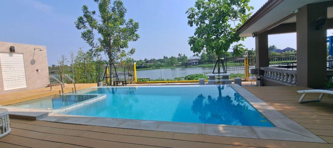 Cover Image for บางเตย ริเวอร์ไซด์ พูลวิลล่า Bangtoei Riverside Poolvilla