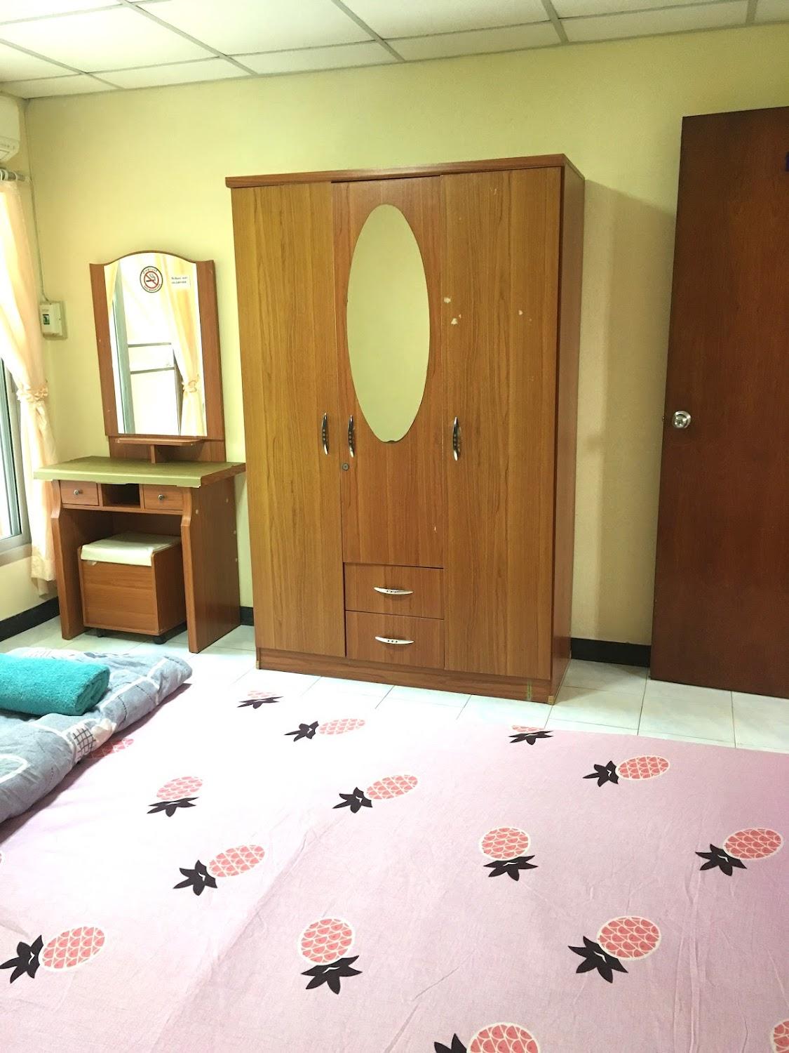 Cover Image for Paiboon Apartment