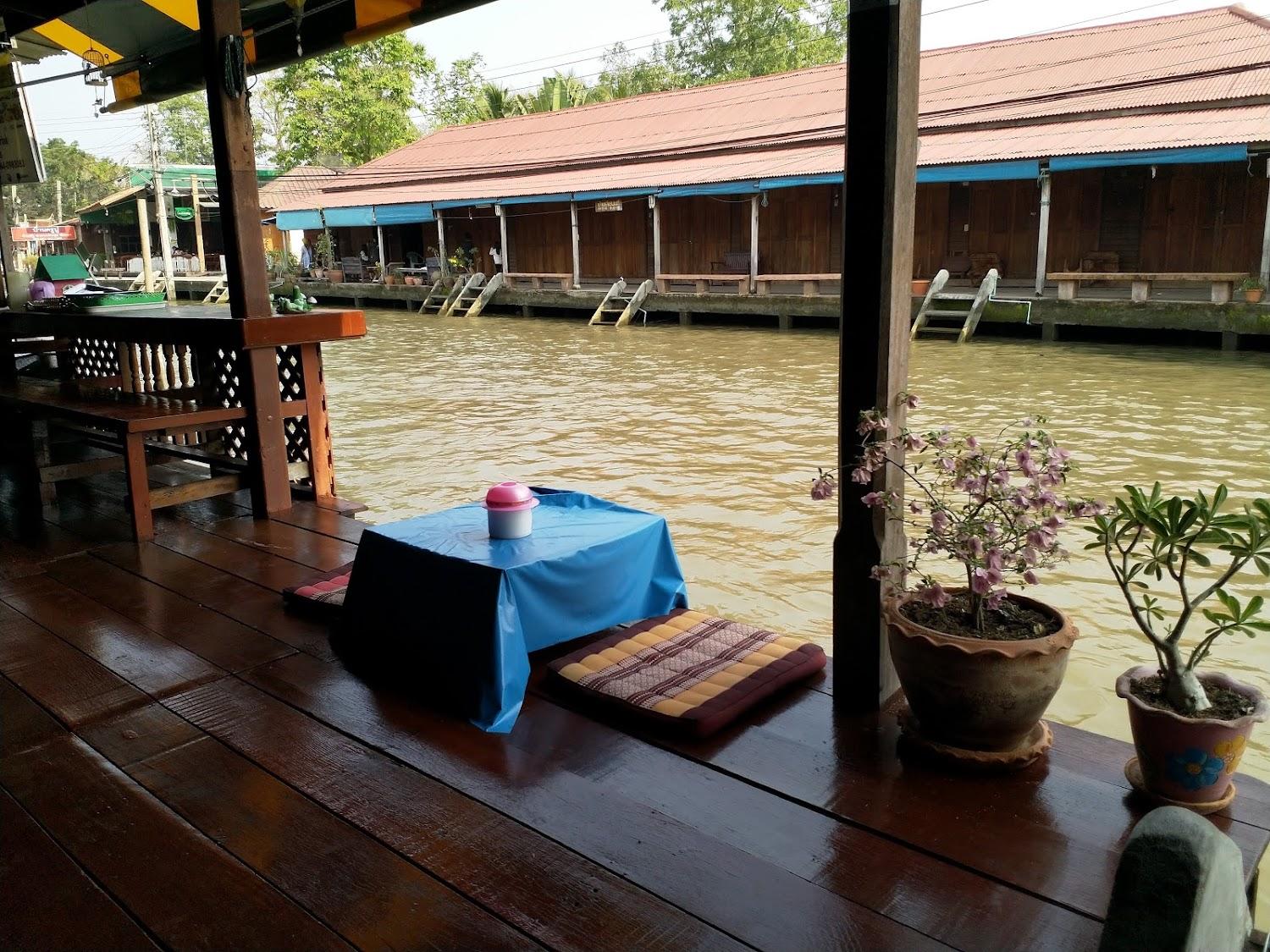Cover Image for Ban Khlong Amphawa Homestay