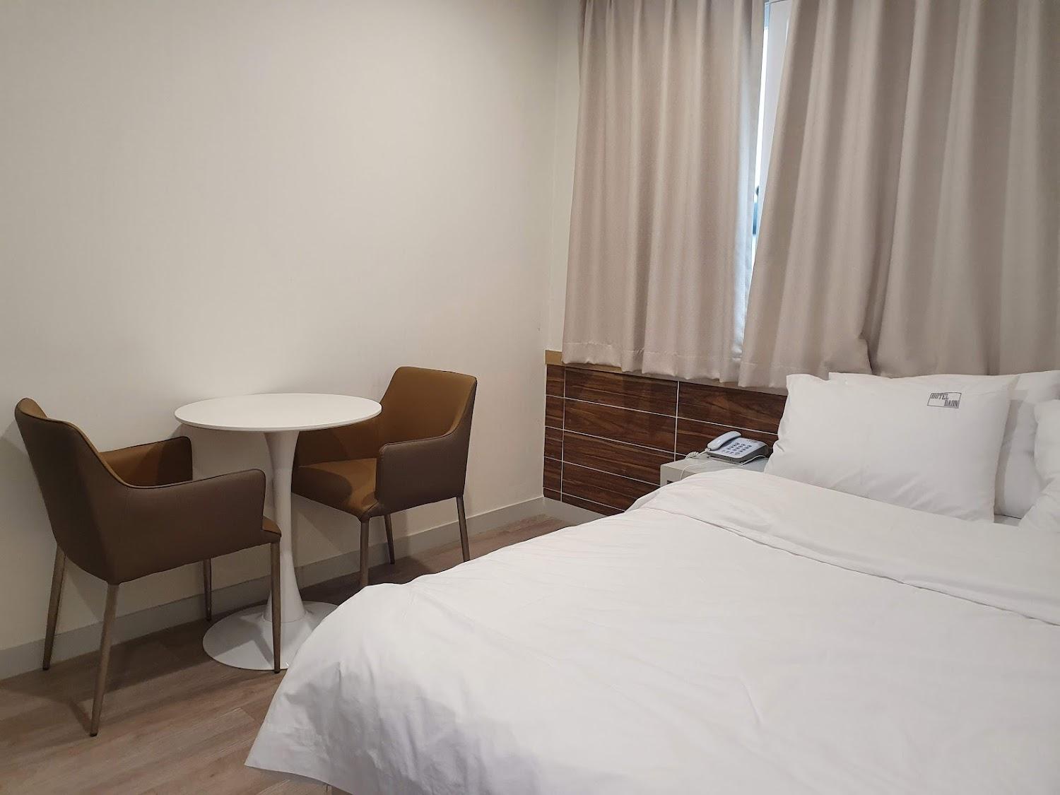 Cover Image for Daon Hotel