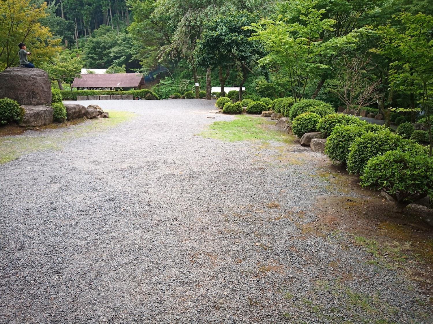 Cover Image for Kuroki Minshuku Camping Ground