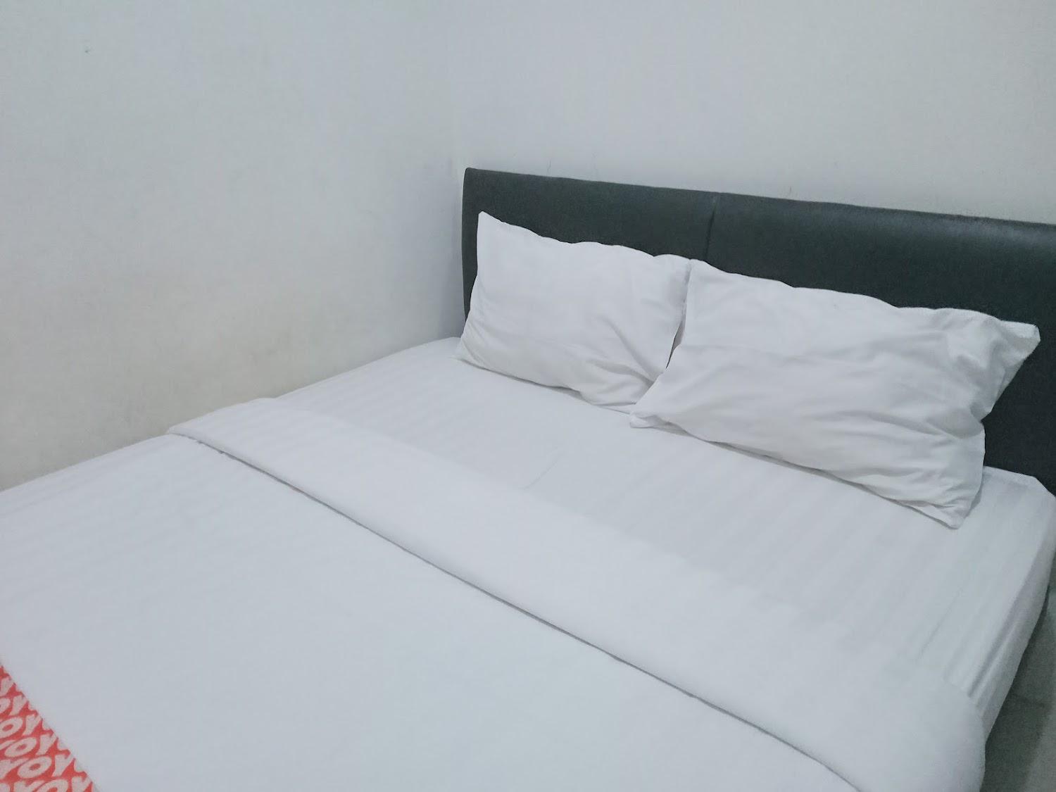 Cover Image for Super OYO Capital O 2798 Semeru Residence Syariah
