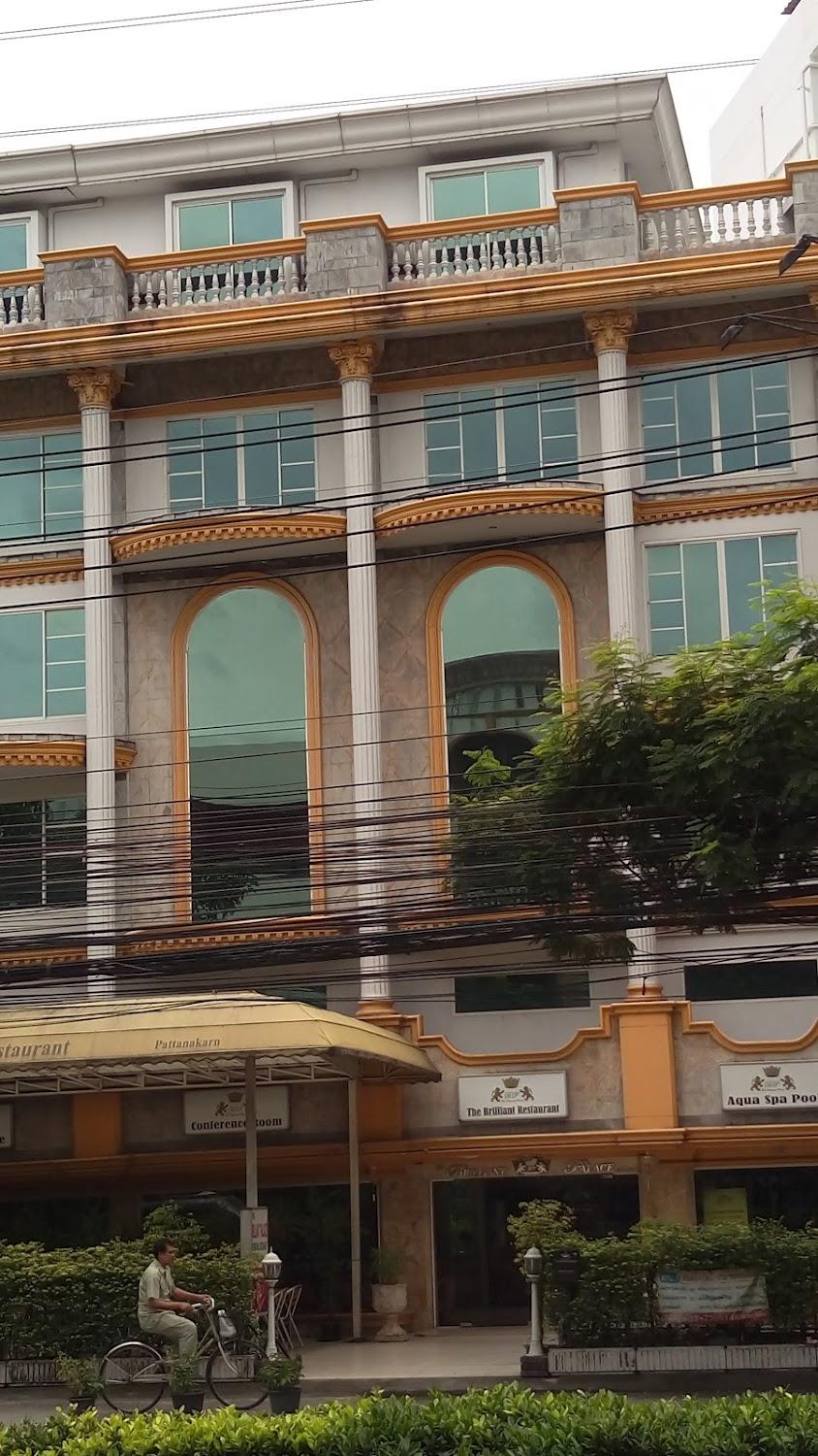 Cover Image for The Brilliant Palace "The First Ladies' Hotel in Thailand"