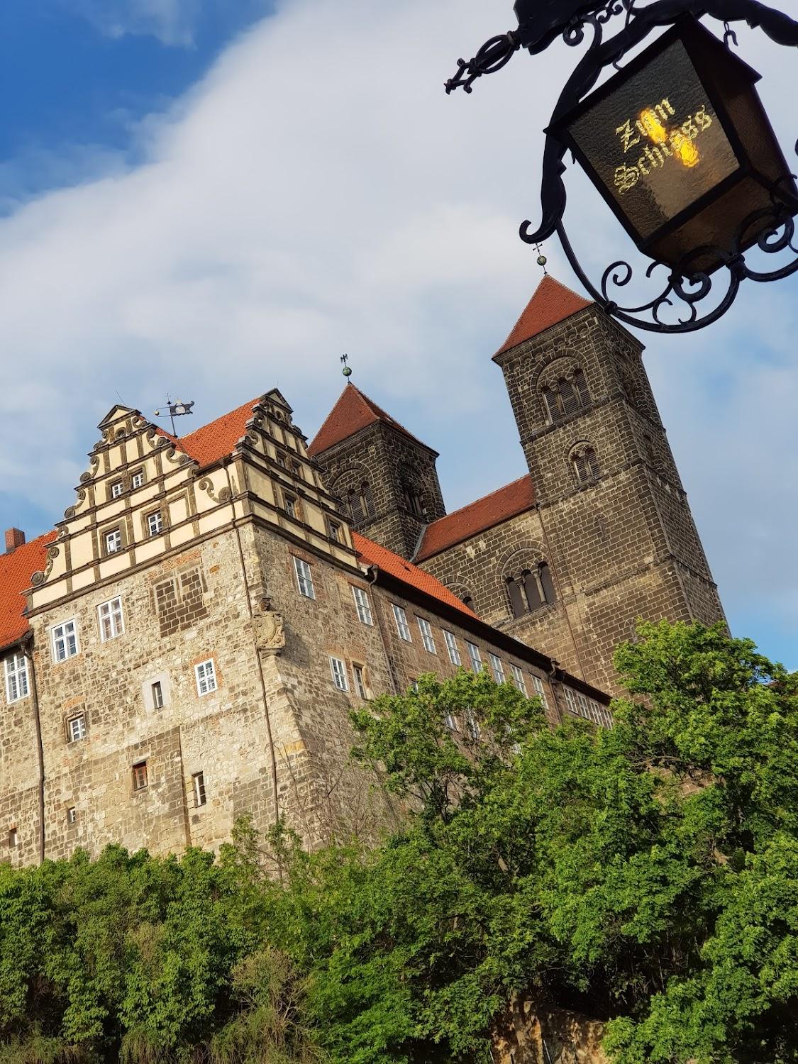 Cover Image for Hotel - Restaurant "Zum Schloß"