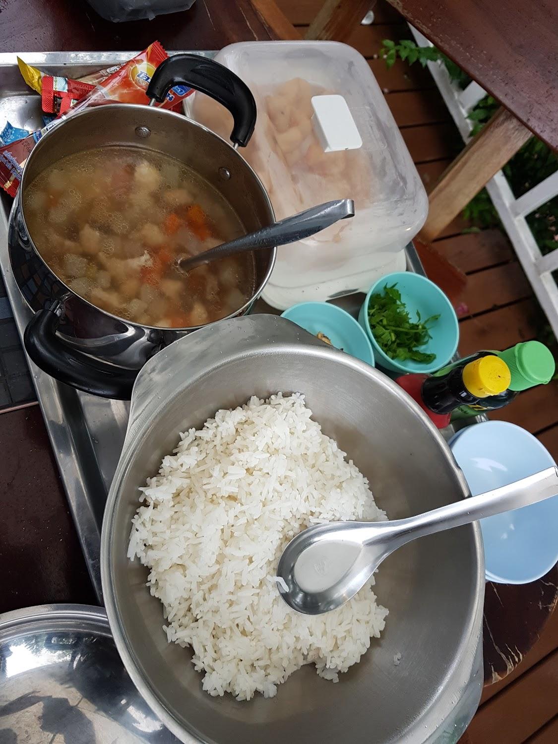 Cover Image for เรือนปั้นหยา เขาค้อ รีสอร์ท
