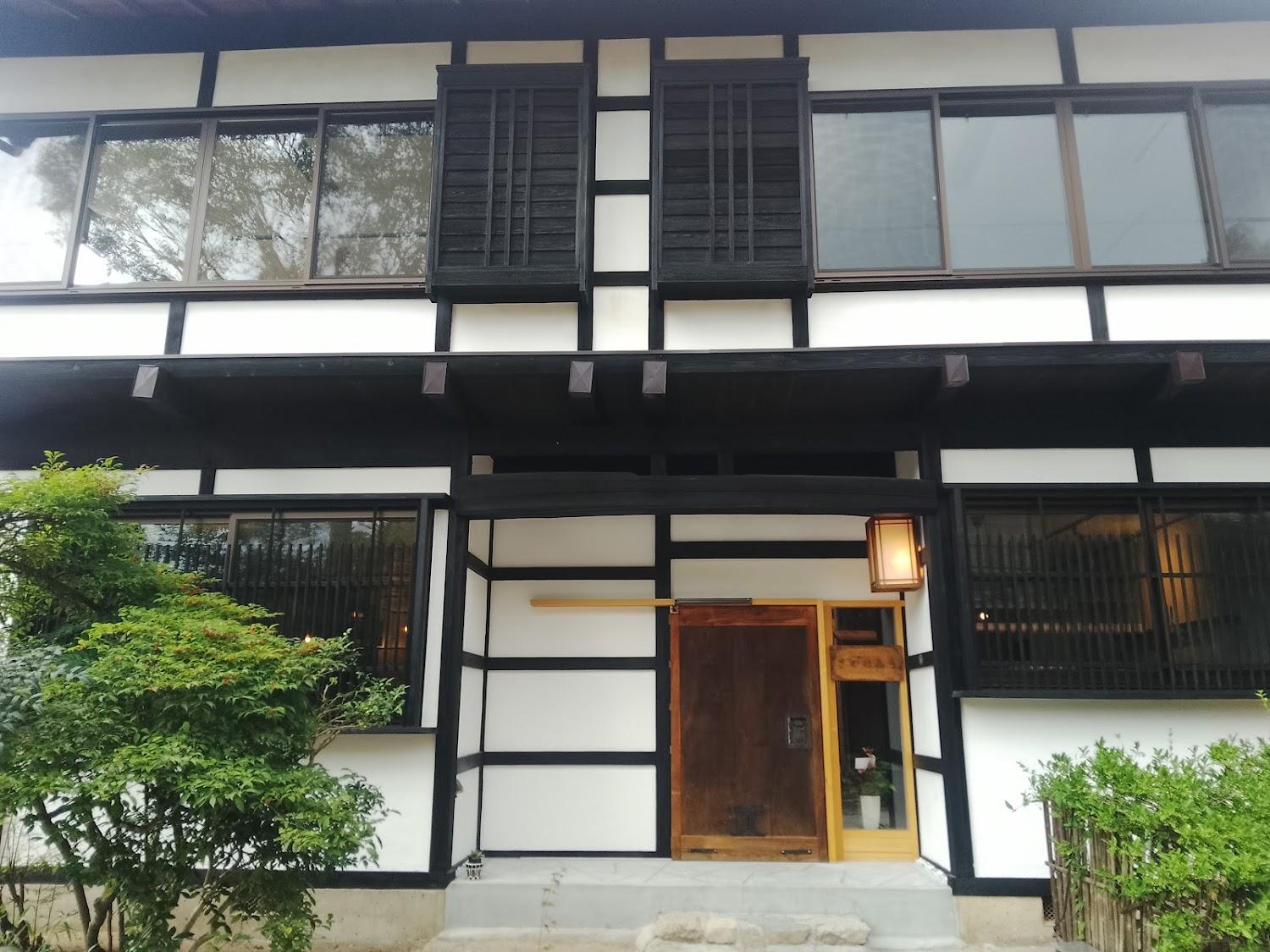 Cover Image for さかのみち‐sakanomichi