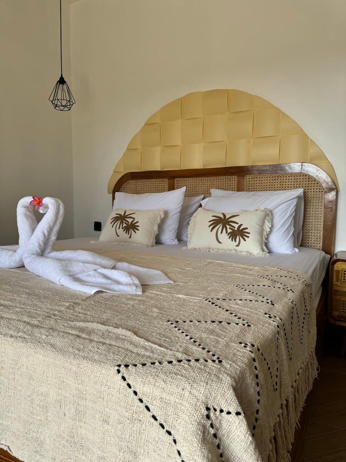 Cover Image for Delmora Home