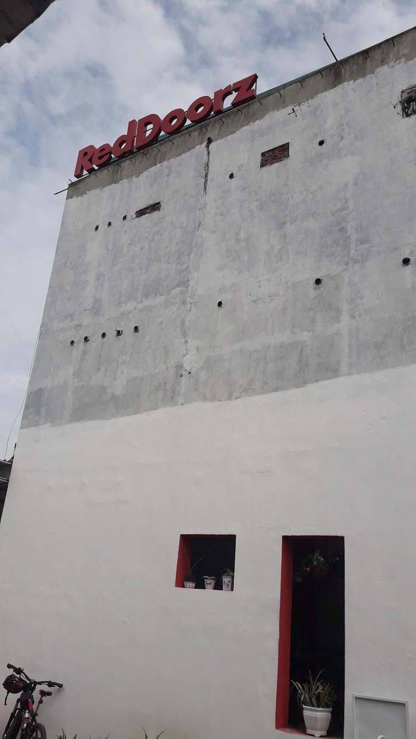 Cover Image for RedDoorz Syariah @ Bondowoso City Center
