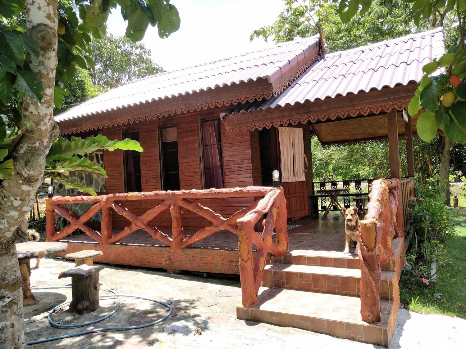 Cover Image for หินดาดริมธาร รีสอร์ท