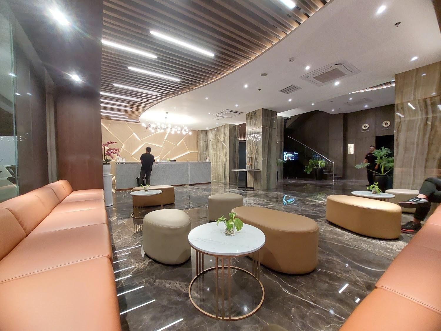 Cover Image for Roger's Hotel Manado