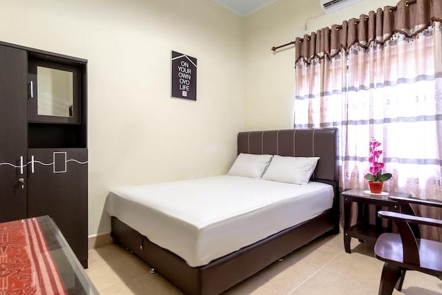 Cover Image for OYO Living 2935 Lega Guest House Syariah