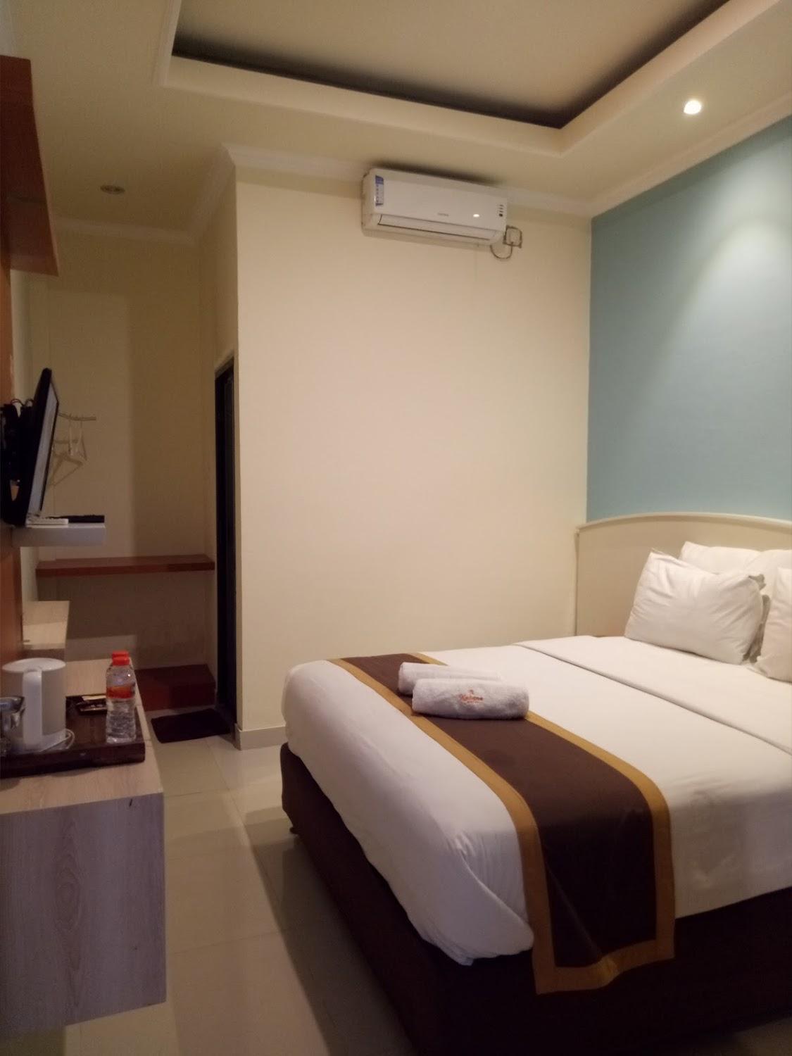 Cover Image for Kabana Hotel