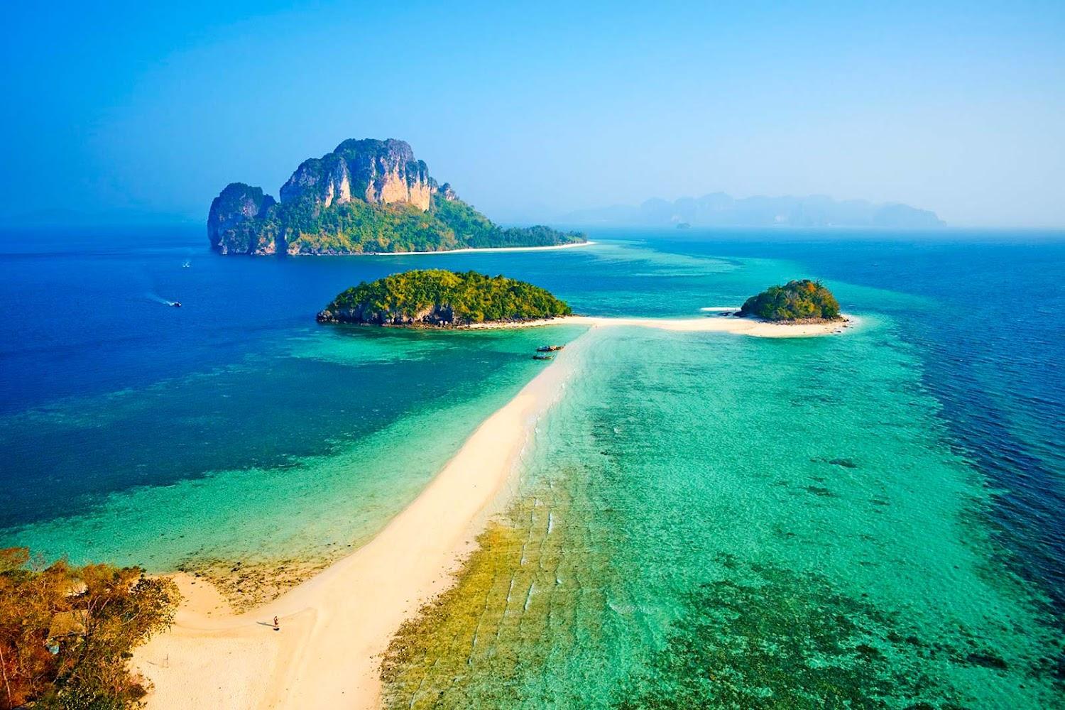 Cover Image for Koh Jum Beach Villas
