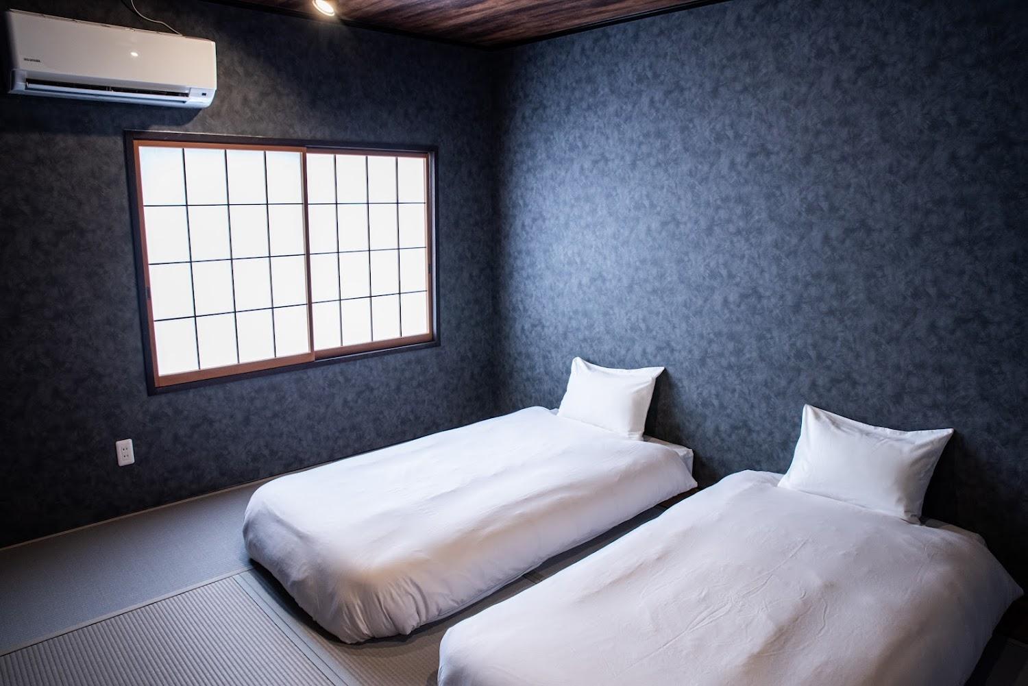 Cover Image for 町宿 niko | KAWAMURA RESORT