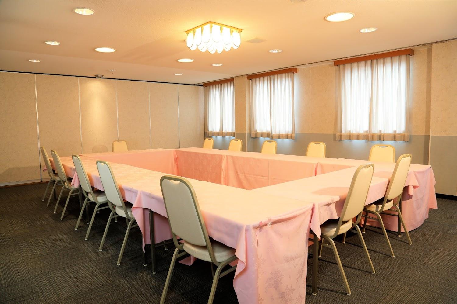 Cover Image for Sendai Hotel