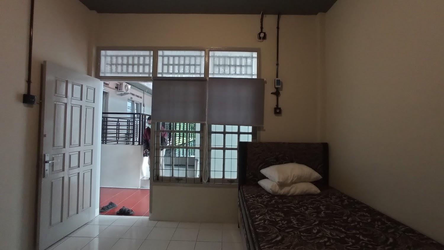 Cover Image for OYO Life 1628 Miranti Residence