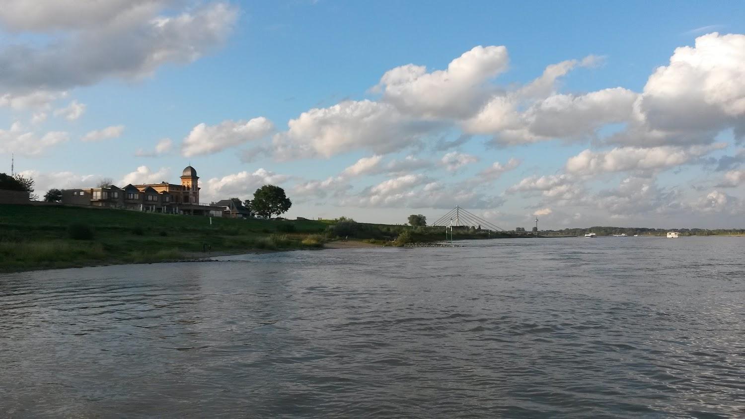 Cover Image for Hotel & Restaurant "Wacht am Rhein"