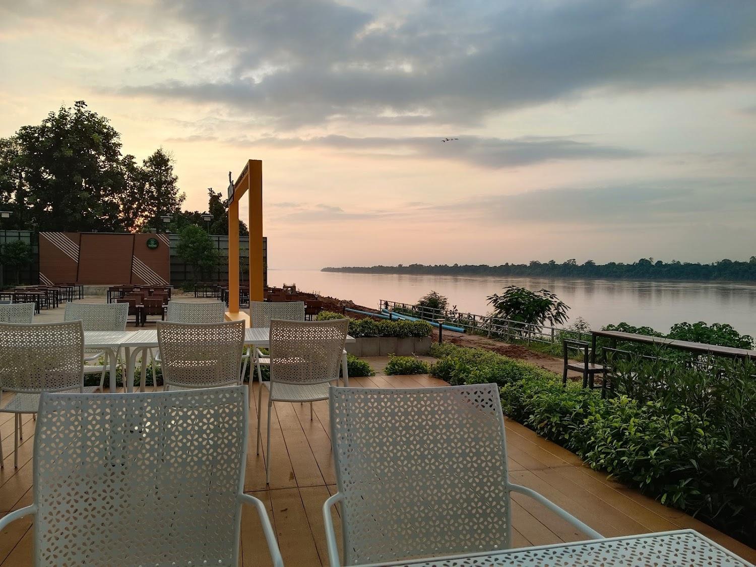 Cover Image for The Khong Hotel Coffee & Restaurant
