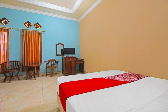 Cover Image for OYO 92631 Hotel Dan Aula Wahyu Sari B