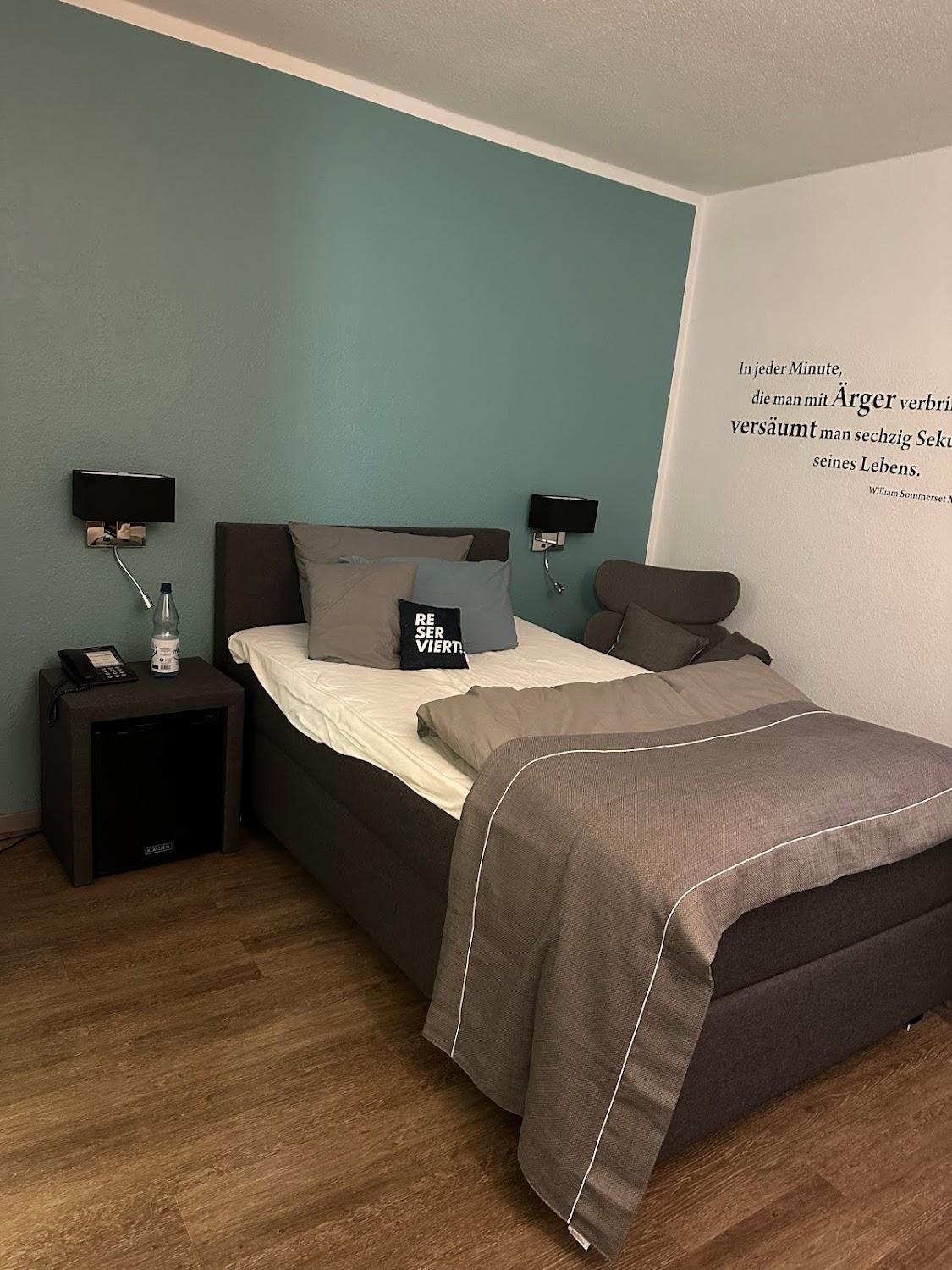 Cover Image for Hotel Schmerkötter