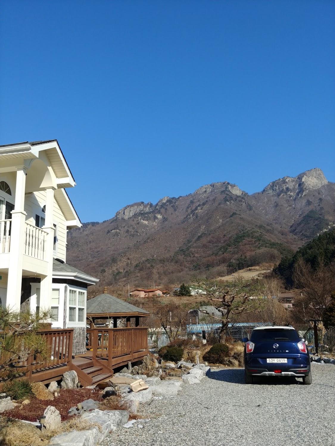 Cover Image for 행복자리펜션