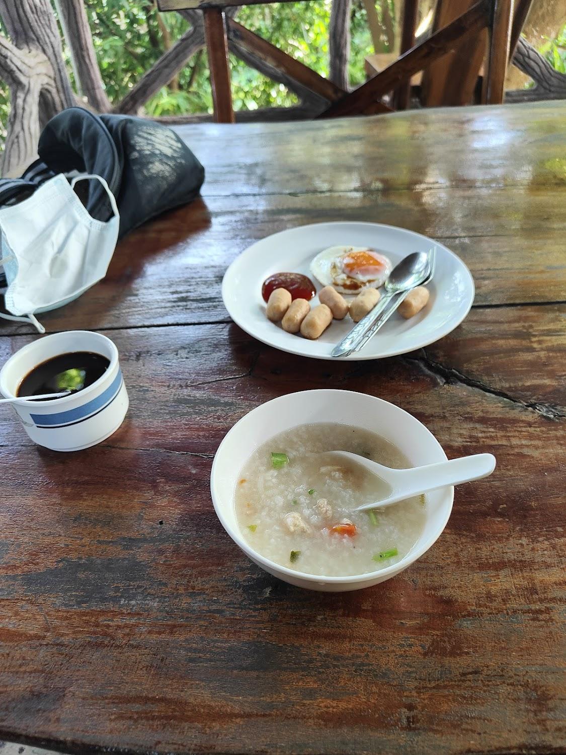 Cover Image for เพชรเจ็ดสาวน้อยรีสอร์ท