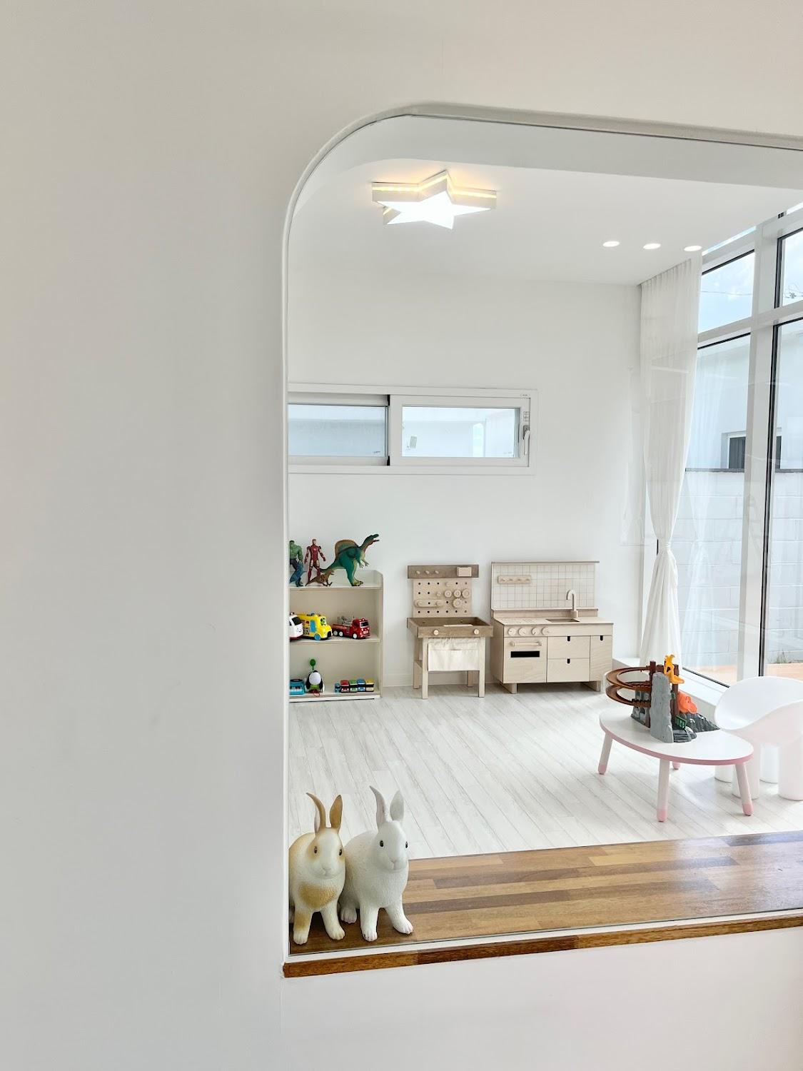 Cover Image for 해바라기 키즈풀빌라