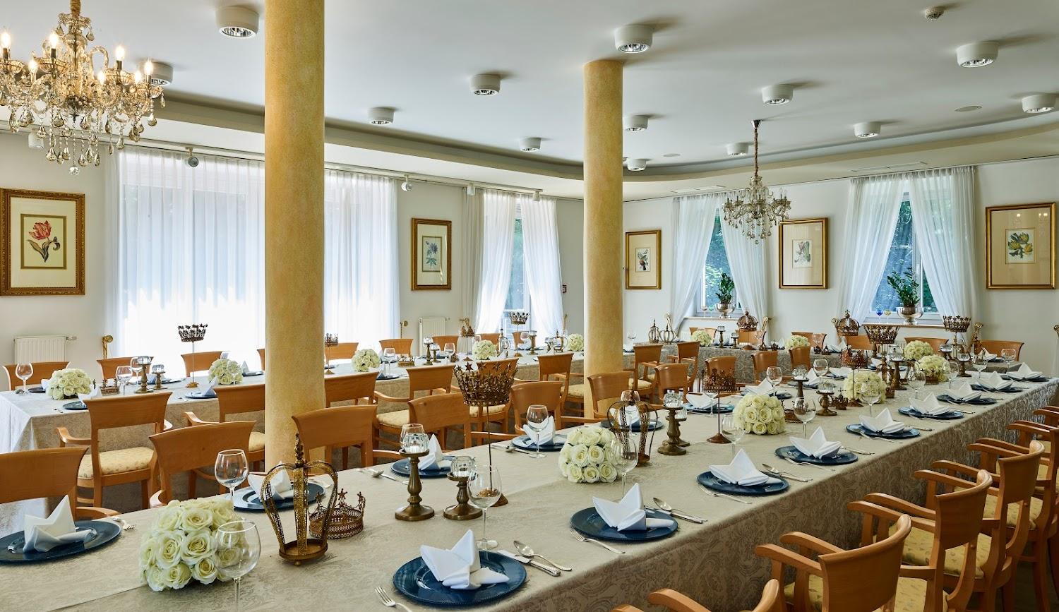 Cover Image for Steiger Parkhotel Hohnstein