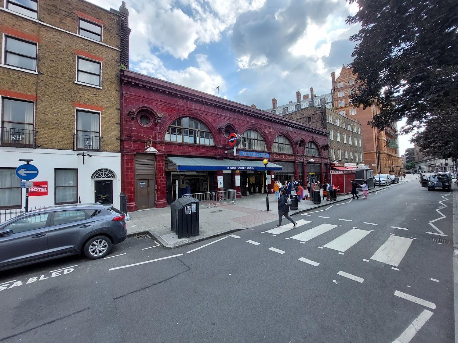 Cover Image for Russell Square Hotel