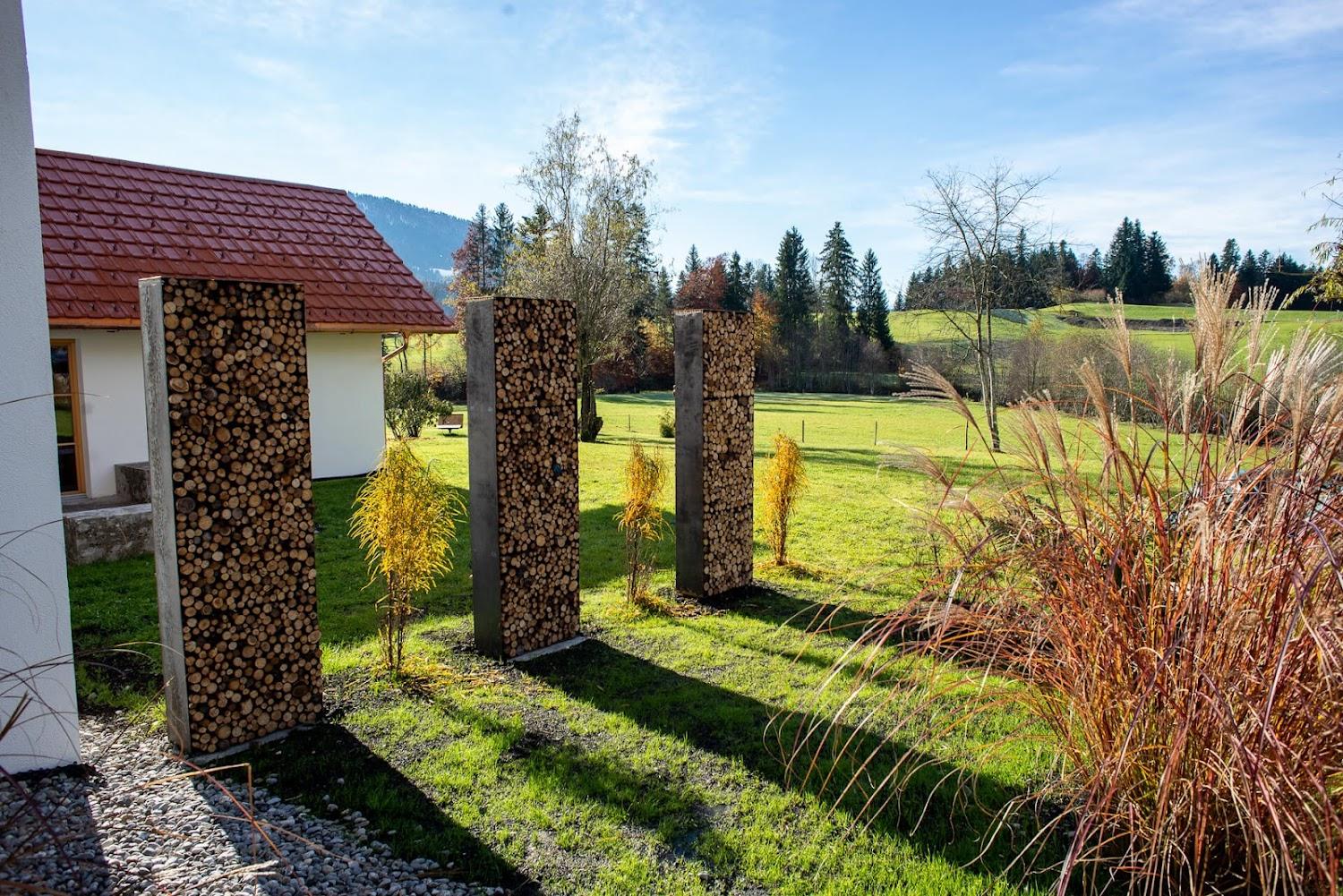 Cover Image for Eibele Chalets