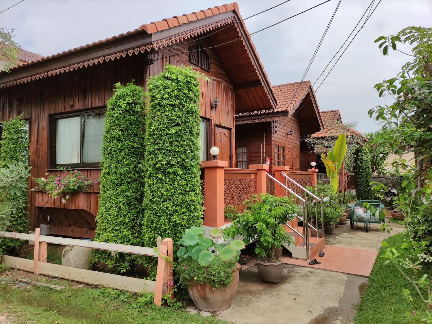 Cover Image for ภู่อรุณ รีสอร์ท Phuaroon Resort