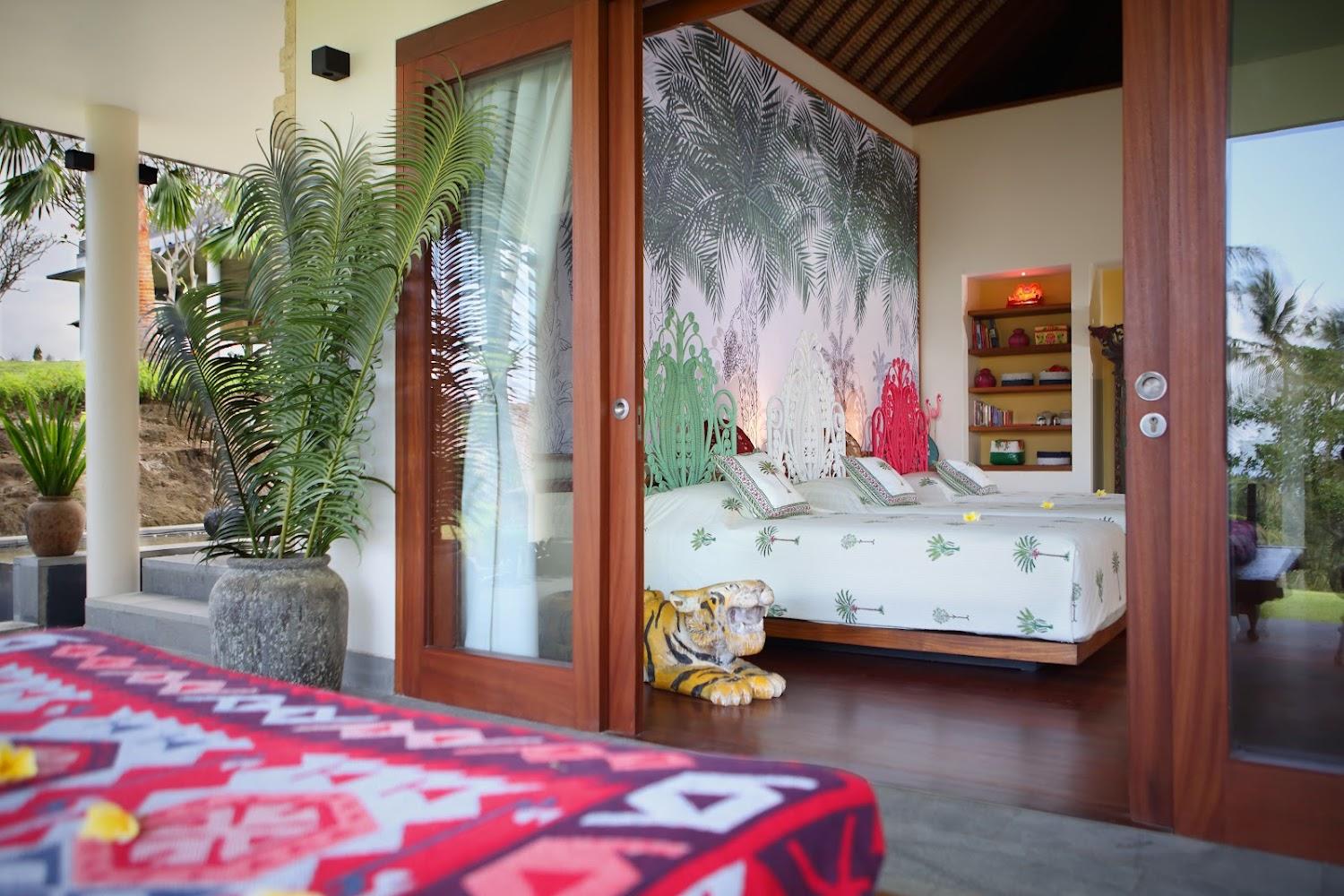 Cover Image for VILLA PALEM